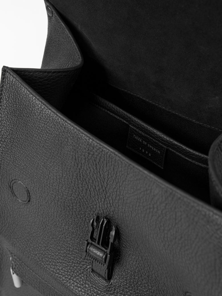 Vuntir Leather Backpack - Black