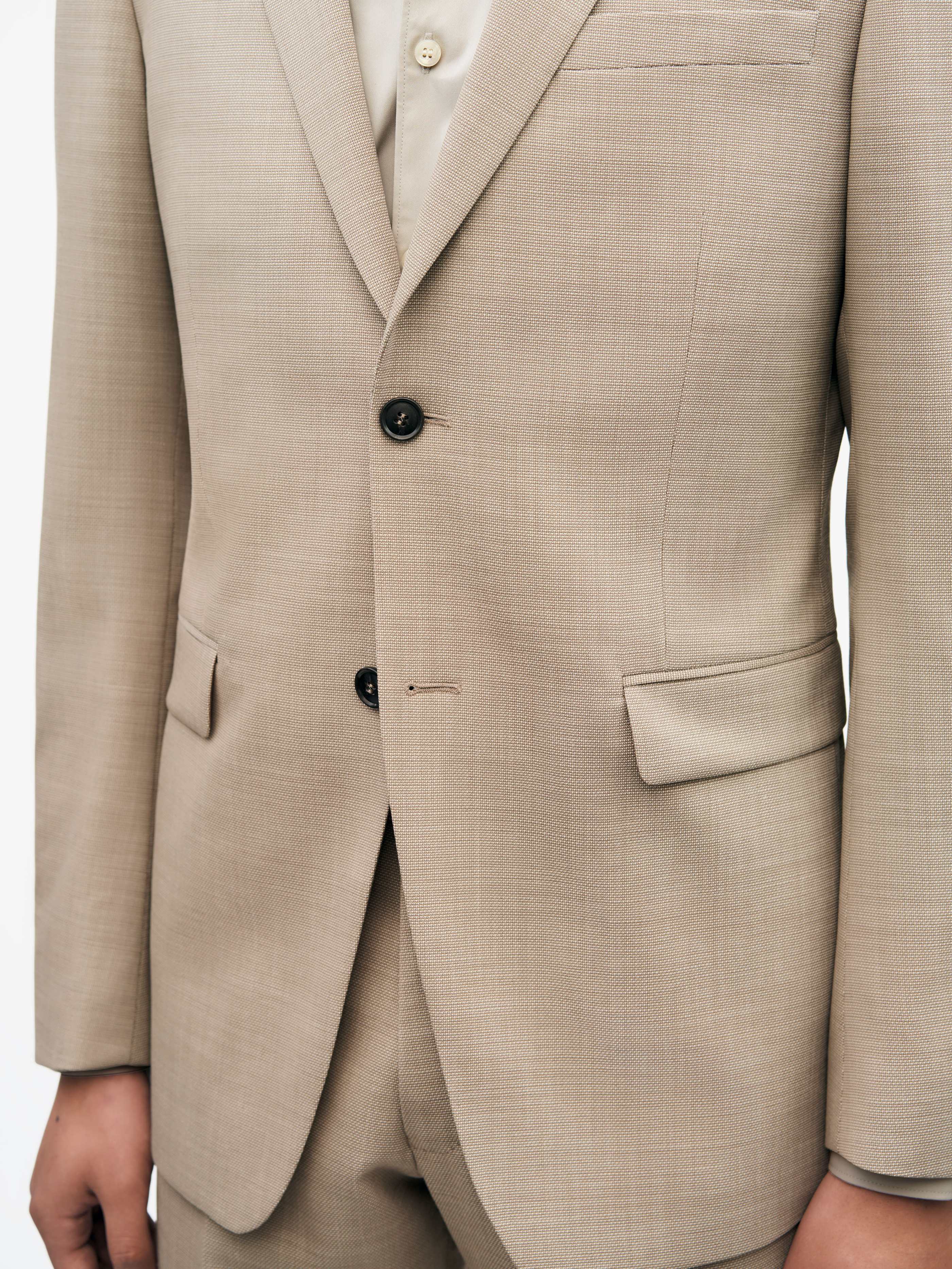 Jerrett - Suit